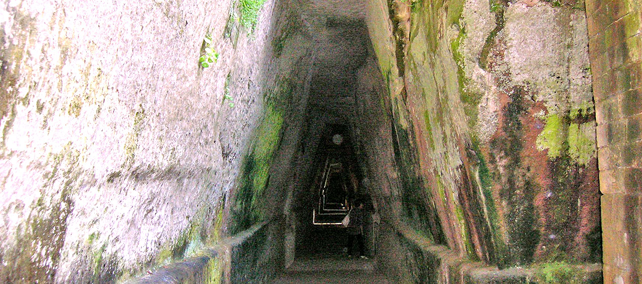 L’ANTRO DELLA SIBILLA CUMANA