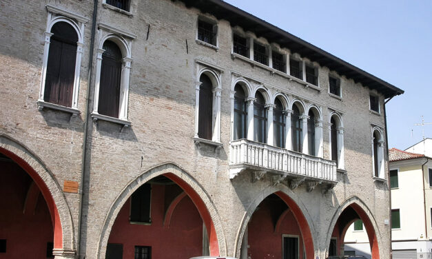 L’ALCHIMIA DELL’ARCHITETTURA MUSICALE E L’ISTINTO PROTETTIVO DELLA GRU