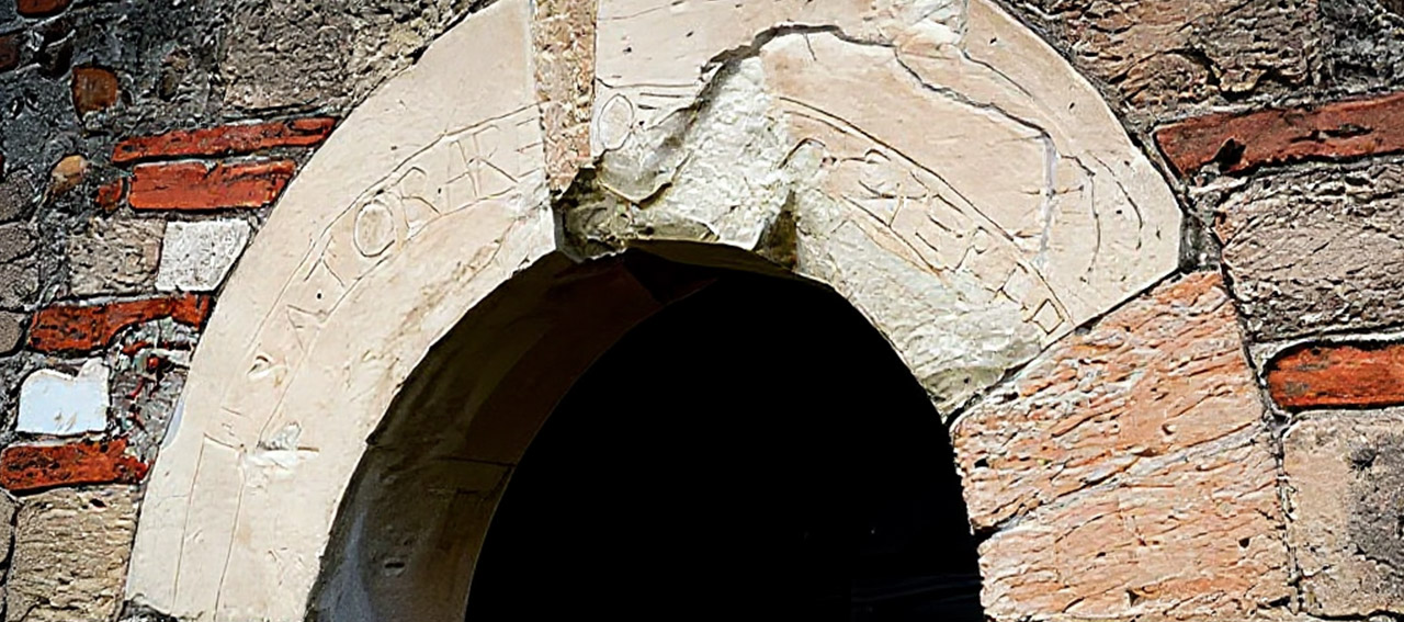 IL SATOR CIRCOLARE DELLA CHIESA DI ARCE’