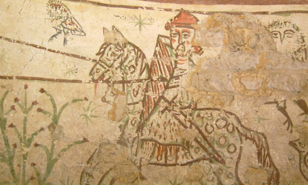 CAVALIERI DIETRO L’ALTARE
