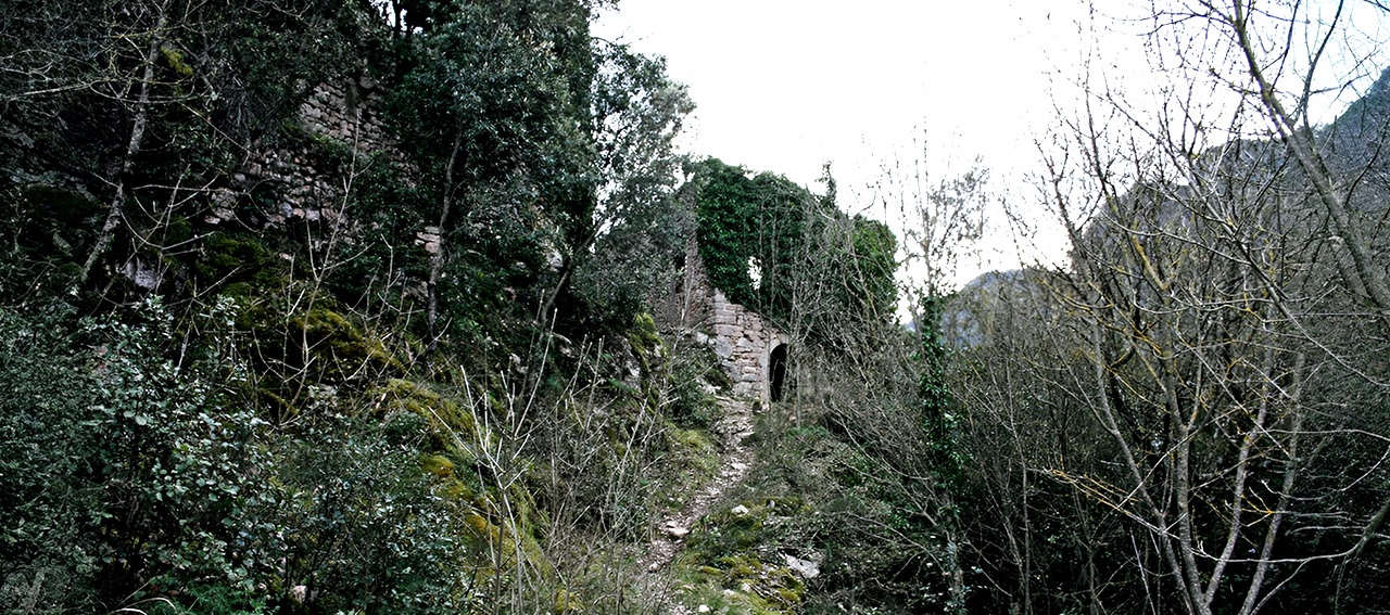 IL PAESE FANTASMA DI UMBRIANO