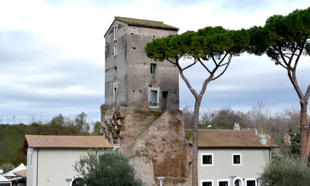 UNA TRIPLICE CINTA POCO CONOSCIUTA