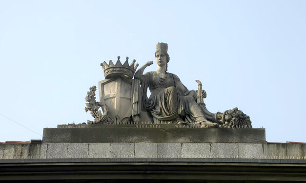 IL TRIANGOLO ESOTERICO