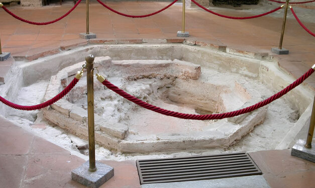 LA GEOMETRIA DEL NUMERO 8, IL RITUALE DEL BATTESIMO E IL MAESTRO DELL’APOCALISSE