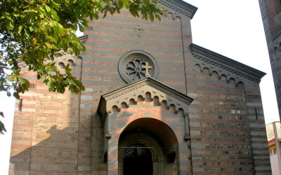 L’ANTICA LASTRA BATTESIMALE SUL TEMPIO PAGANO