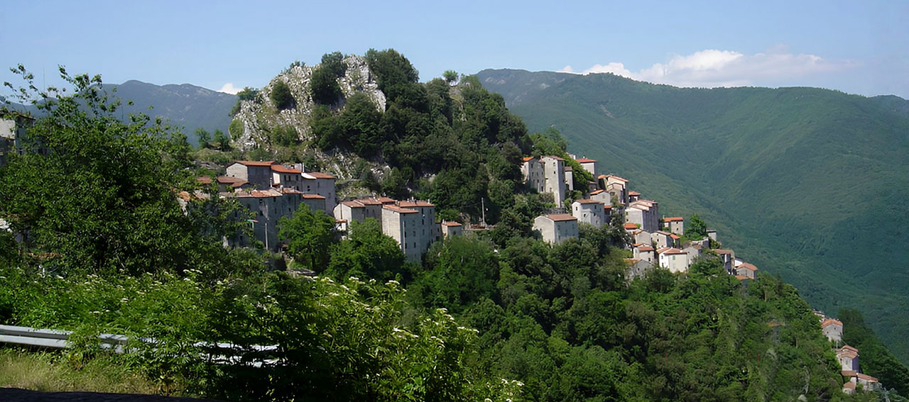 CONGIURE, FANCIULLE CORAGGIOSE E FUGHE DI BANDITI  NEL LUOGO PIU’ INESPUGNABILE DELLA TOSCANA
