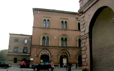 IL FANTASMA DELLA FINESTRA SEMPRE APERTA